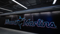 MLB pospone juegos de Marlins hasta el 2 de agosto