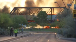 Video: tren en Arizona se descarrila e incendia fuertemente