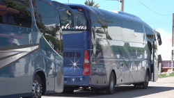 Camiones “charters” prevalecen después de fin de semana