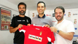 Rafa Márquez debutará como técnico en España