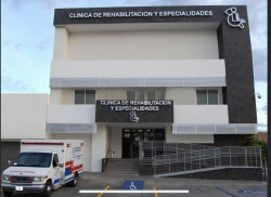 Tras ser herida de bala muere mujer en clínica particular