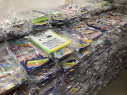 ¡Listos papeleros para iniciar entrega de útiles escolares!