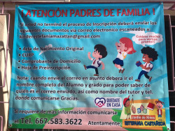 Escuelas colocan anuncios para concluir proceso de inscripción