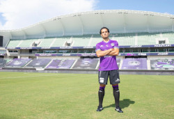 Camilo Sanvezzo es presentado con Mazatlán FC