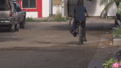 El pavimento se acabó...y las lámparas se fundieron