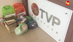Todavía puedes donar tapitas de plástico y libros