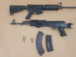 Aseguran armas de uso exclusivo del Ejército en Tepuche