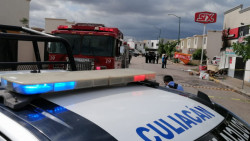 Explosión en expendio deja una mujer lesionada