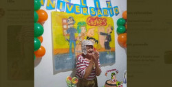 A sus 92 años, le cumplen su sueño de tener una fiesta de "El Chavo del 8"