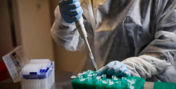 Hasta mediados de 2021 habrá vacunación masiva contra Covid-19, advierte la OMS