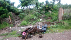 Basurero clandestino la calle Presidente Rómulo Díaz de la Vega