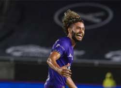 ¡César Huerta volverá a Chivas!