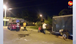 Vuelca vehículo conducido por mujer en supuesto estado de ebriedad