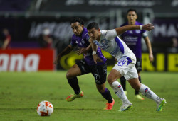 Mazatlán F.C. cae con polémica ante Cruz Azul en "El Kraken"