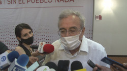 Rubén Rocha respeta aspiraciones de sus compañeros de MORENA