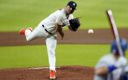 José Urquidy lanzara hoy para los Astros de Houston