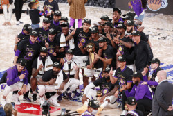 Los Lakers se coronan campeones