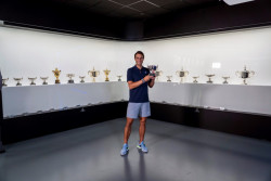 Nadal añade un trofeo más a su museo