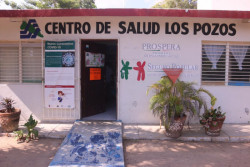 Entrega el Dr. Pineda ampliación del Centro de Salud en la comunidad de Los Pozos