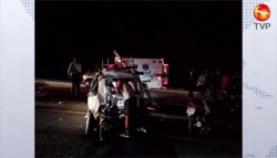 Tráiler impacta a un automóvil cerca de la Urraca, deja dos lesionados