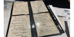 Subastan manuscritos de Hitler en más de 4.5 millones de pesos