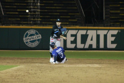 Yaquis derrota 2-1 a Algodoneros y se lleva la serie por limpia