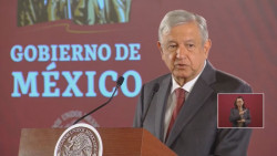 Decreta AMLO tres días de luto por los fallecidos de COVID en México