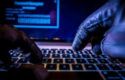 Piratas informáticos roban 2 millones de dólares de la campaña de Trump