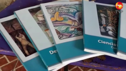 Pendientes aún libros de texto por entregar en Mazatlán