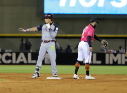 Naranjeros se queda con la serie ante Tomateros