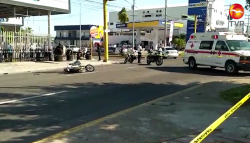 Muere motociclista al ser atropellado