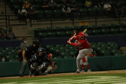 Los Venados ganan cerrado juego en Guasave