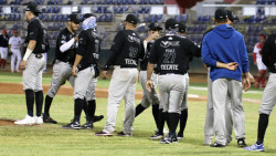 Charros se apunta el primero frente a Mayos