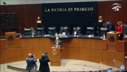 A favor el Senado del programa de Escuelas de Tiempo Completo