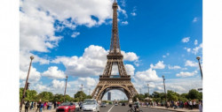Un tramo original de la Torre Eiffel se subasta en París. Te mostramos cual es