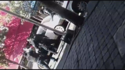 Detiene la SSPyTM a dos personas y asegura un auto con reporte de robo en tiroteo del centro