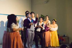 Disfrutan de un hilarante "Elixir de amor”