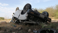 Vuelca camioneta y cae del puente en ejido Las Flores, un muerto y 2 lesionados