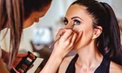Invita el CJM Sinaloa taller de maquillaje en línea a para las mujeres