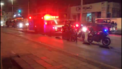 Rescatan a hombre en el mar