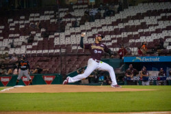 Tomateros gane el primero de la serie 2-1 a Naranjeros