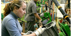 7 de cada 10 mexicanas no pueden comprar lo básico y solo 6% gana más de 12 mil al mes