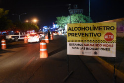 Dan positivo al alcoholímetro 24 conductores
