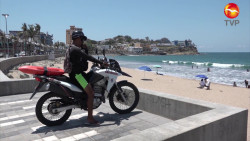 Rescatan a dos hermanos guanajuatenses de playas mazatlecas