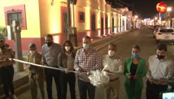 Inauguran pavimentación en 18 calles de El Rosario e iluminarán importante avenida