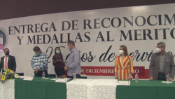 Reconocen labor de integrantes del STASE con 25 años de servicio