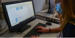 Diputados aprueban que los patrones paguen parte de la luz y el internet de sus empleados en home office
