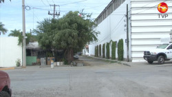 Deberán retirar vivienda que invade calle en Mazatlán