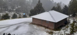 Badiraguato bajo la nieve en tres de sus comunidades