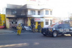 Se quema tapicería en Culiacán